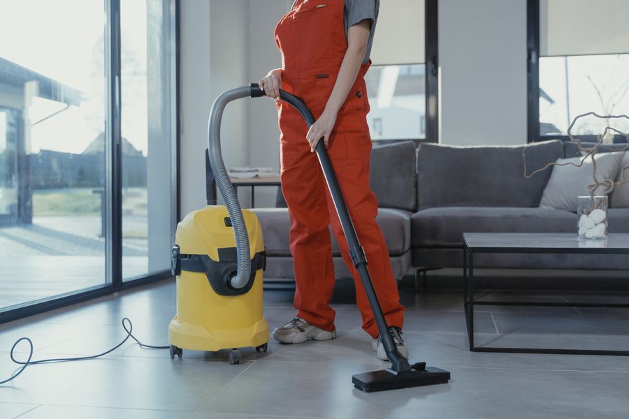 Floor & Carpet Cleaning